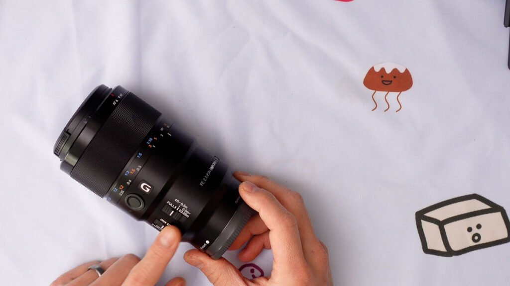 sony fe 90mm