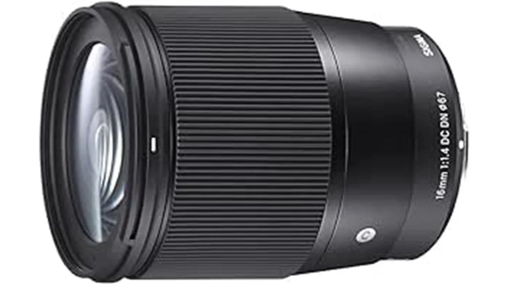 sigma 16mm f 1 4 lens